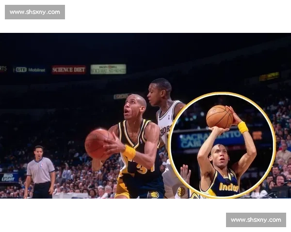 模仿 NBA 球星投篮：这姿势，真神了！